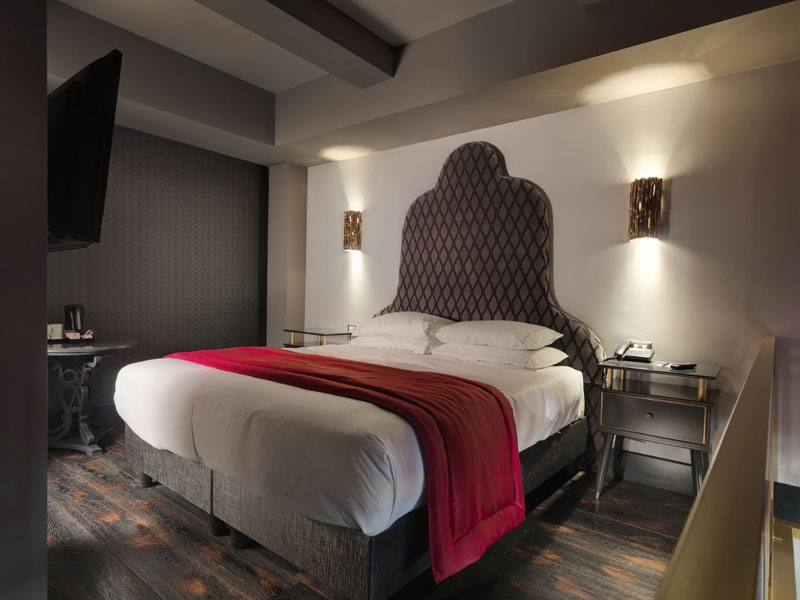 Camera da letto, hotel di lusso HT6 Hotel. Progetto di interior design di Bertelè Mobili