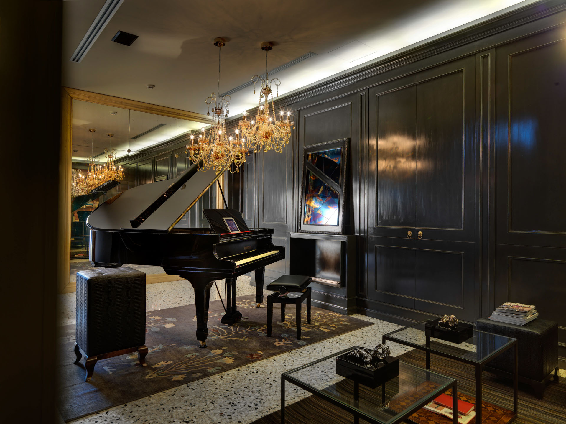 Interior design di lusso per hotel stellato. Progetto di Bertelè Mobili